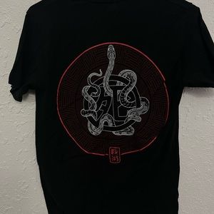 Graphic tee from hot topic.